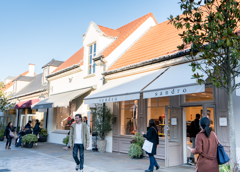 La Vallée Village Outlet CarenZuhair